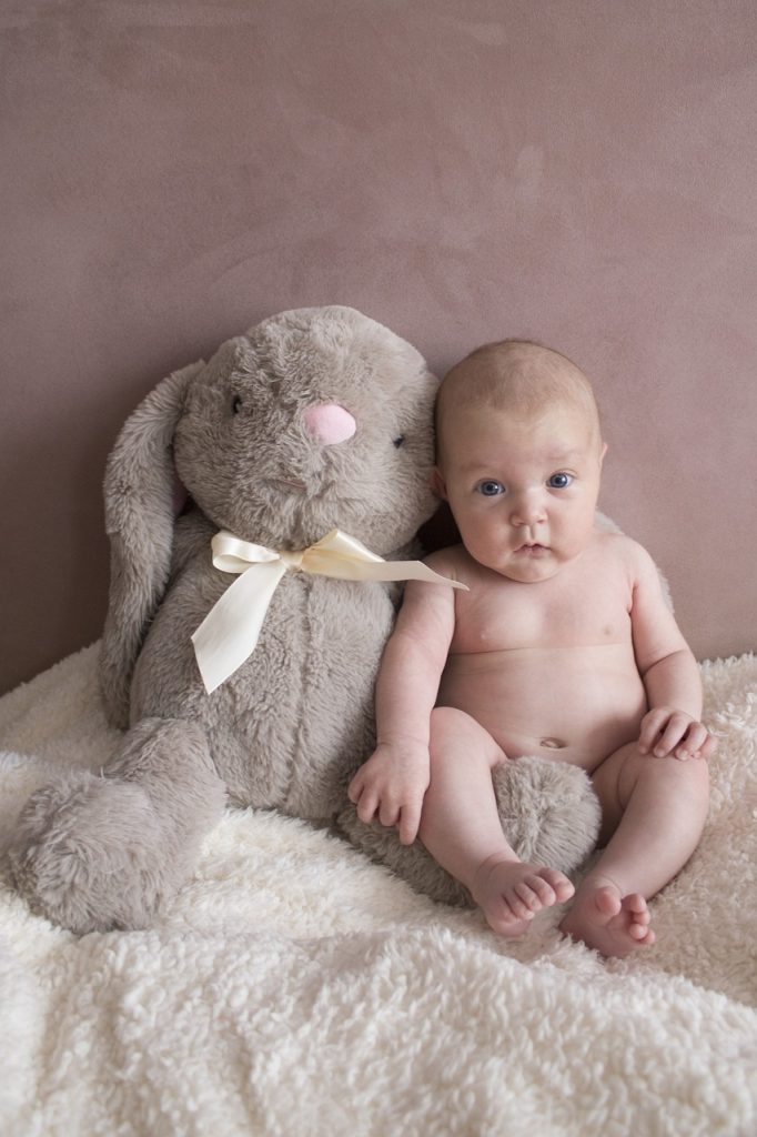 29.08. bis 30.08.2026
Dieses Seminar kann dein gesamtes Beziehungs-und Liebesleben verändern. Wenn es uns an wirklicher Selbstliebe fehlt, können wir keine erfüllenden Liebesbeziehungen finden und werden immer wieder ...